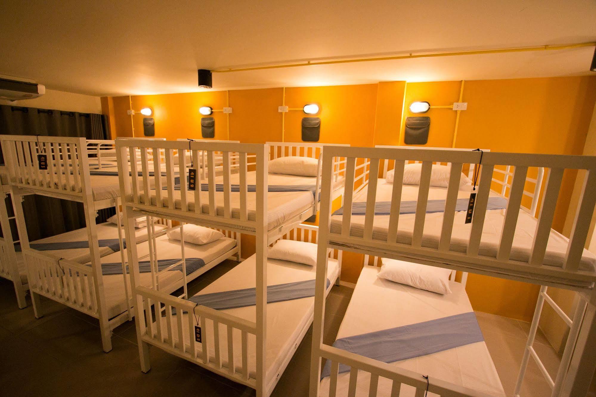 Backpack House Hostel Ao Nang Екстер'єр фото